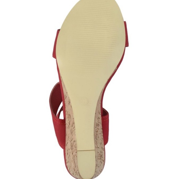 Journee Collection, Journee Kaylee Sandal, Color: Red, Size: 8.5M - Picture 3 of 4